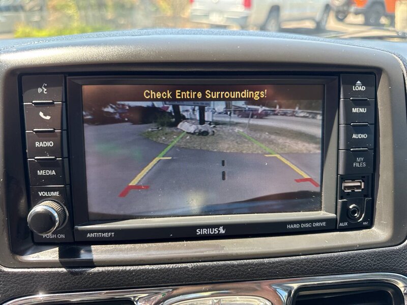 2016 Chrysler Town and Country LX 4dr Mini Van - Photo 13 - Garden City, ID 83714