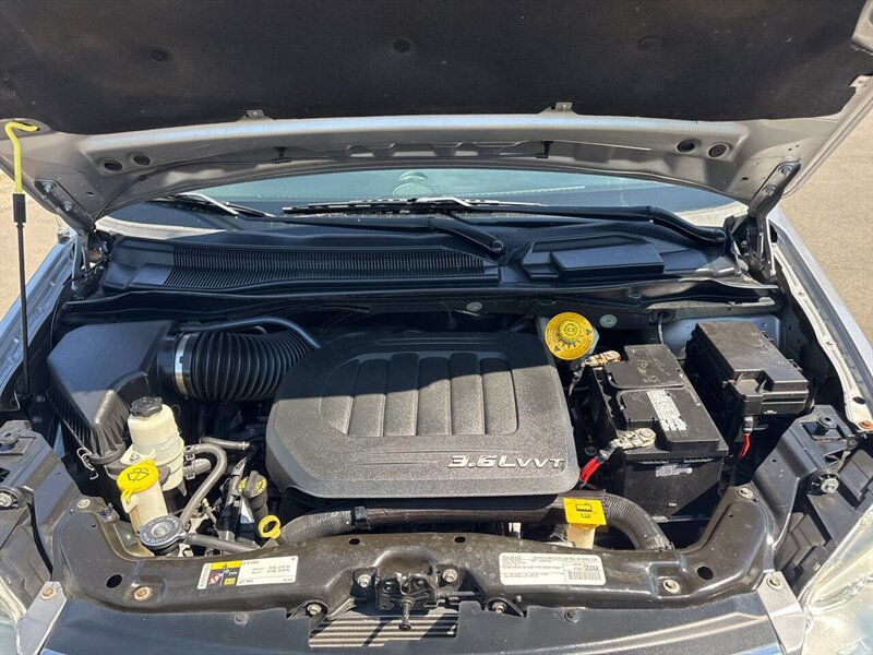 2016 Chrysler Town and Country LX 4dr Mini Van - Photo 23 - Garden City, ID 83714