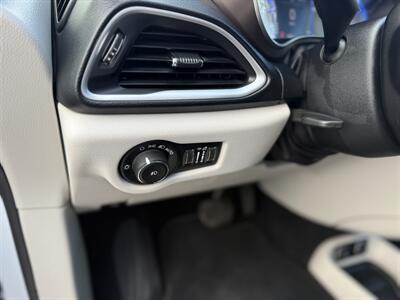 2019 Chrysler Pacifica Touring L   - Photo 26 - Garden City, ID 83714