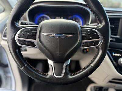 2019 Chrysler Pacifica Touring L   - Photo 27 - Garden City, ID 83714