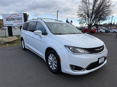 2019 Chrysler Pacifica Touring L   - Photo 1 - Garden City, ID 83714
