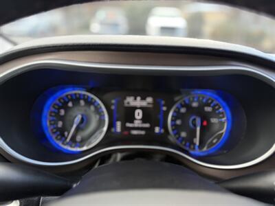 2019 Chrysler Pacifica Touring L   - Photo 13 - Garden City, ID 83714