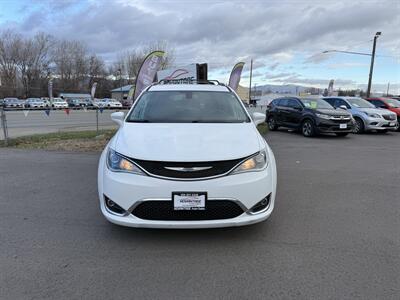 2019 Chrysler Pacifica Touring L   - Photo 2 - Garden City, ID 83714