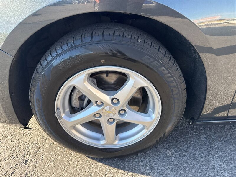 2017 Chevrolet Malibu LS Fleet 4dr Sedan - Photo 22 - Garden City, ID 83714