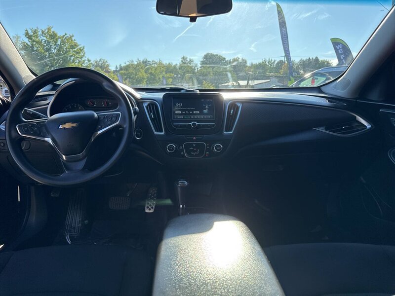 2017 Chevrolet Malibu LS Fleet 4dr Sedan - Photo 9 - Garden City, ID 83714