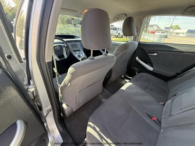 2013 Toyota Prius Two   - Photo 14 - Garden City, ID 83714