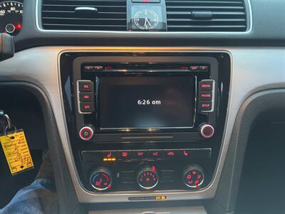 2013 Volkswagen Passat SE PZEV 4dr Sedan 6A   - Photo 27 - Garden City, ID 83714