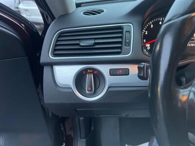 2013 Volkswagen Passat SE PZEV 4dr Sedan 6A   - Photo 25 - Garden City, ID 83714