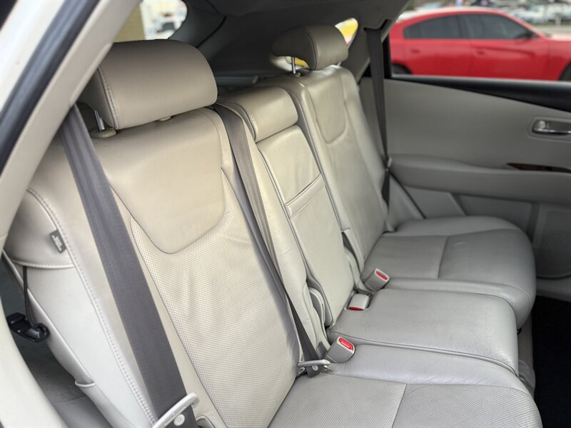 2010 Lexus RX 350 - Photo 19 - Garden City, ID 83714