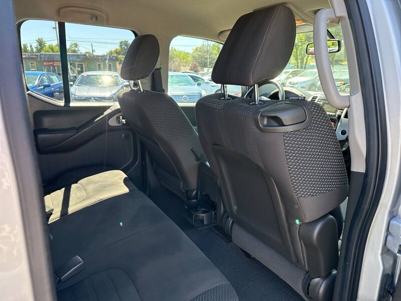 2013 Nissan Frontier PRO-4X - Photo 18 - Garden City, ID 83714