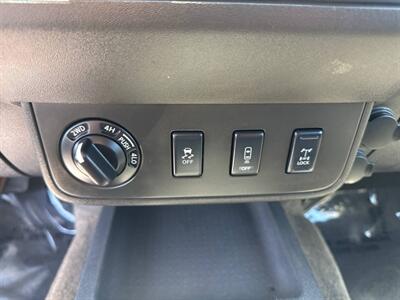 2013 Nissan Frontier PRO-4X - Photo 27 - Garden City, ID 83714