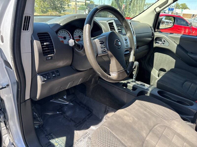 2013 Nissan Frontier PRO-4X - Photo 10 - Garden City, ID 83714