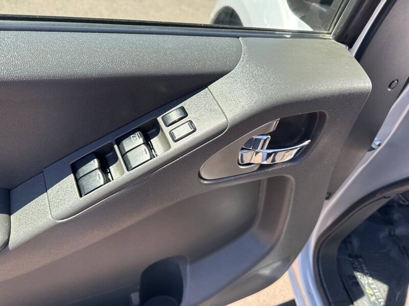 2013 Nissan Frontier PRO-4X - Photo 23 - Garden City, ID 83714