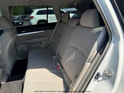 2013 Subaru Outback 2.5i Premium   - Photo 14 - Garden City, ID 83714