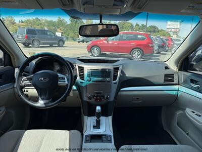 2013 Subaru Outback 2.5i Premium   - Photo 9 - Garden City, ID 83714