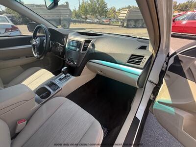 2013 Subaru Outback 2.5i Premium   - Photo 19 - Garden City, ID 83714