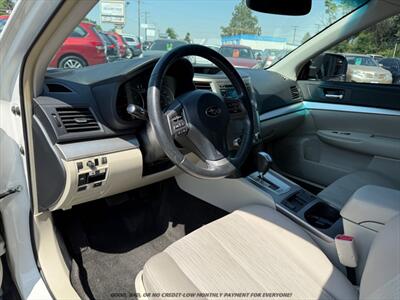 2013 Subaru Outback 2.5i Premium   - Photo 10 - Garden City, ID 83714