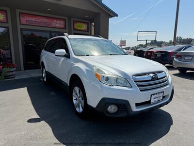2013 Subaru Outback 2.5i Premium   - Photo 1 - Garden City, ID 83714