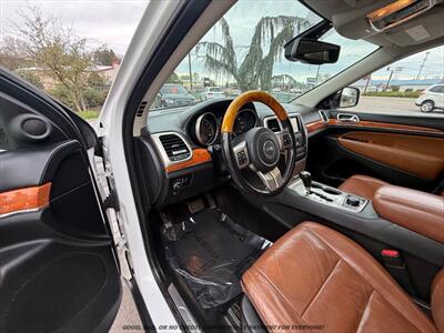 2013 Jeep Grand Cherokee Overland   - Photo 10 - Garden City, ID 83714