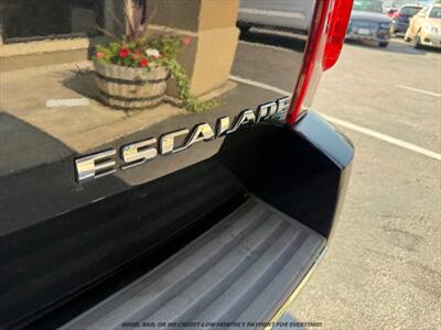 2010 Cadillac Escalade - Photo 36 - Garden City, ID 83714