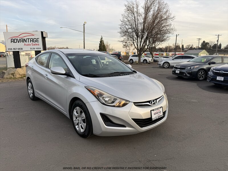 2016 Hyundai ELANTRA SE   - Photo 1 - Garden City, ID 83714