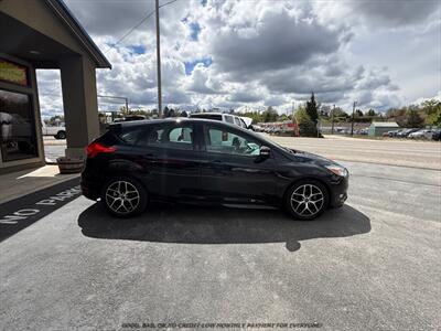 2016 Ford Focus SE   - Photo 8 - Garden City, ID 83714