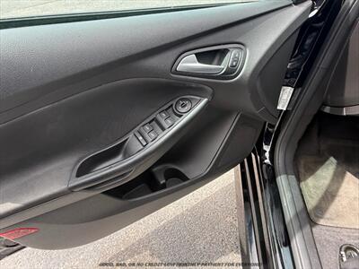 2016 Ford Focus SE   - Photo 27 - Garden City, ID 83714