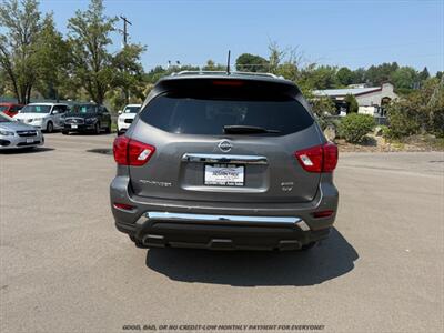 2017 Nissan Pathfinder SV - Photo 6 - Garden City, ID 83714