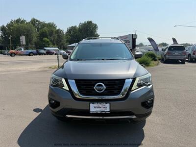 2017 Nissan Pathfinder SV - Photo 2 - Garden City, ID 83714