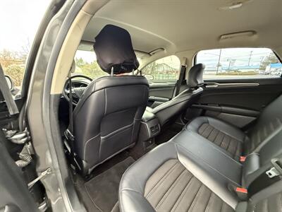 2017 Ford Fusion SE   - Photo 13 - Garden City, ID 83714