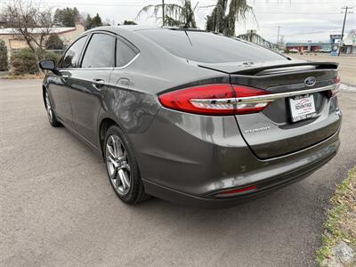 2017 Ford Fusion SE   - Photo 5 - Garden City, ID 83714