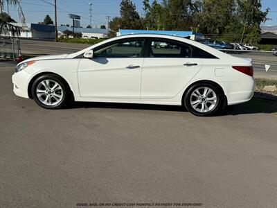 2012 Hyundai SONATA Limited - Photo 4 - Garden City, ID 83714