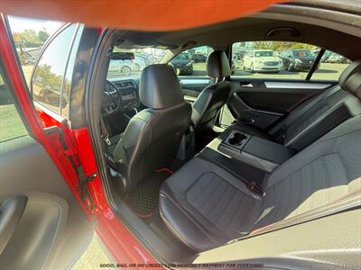 2014 Volkswagen Jetta GLI PZEV   - Photo 13 - Garden City, ID 83714