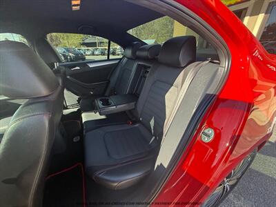 2014 Volkswagen Jetta GLI PZEV   - Photo 12 - Garden City, ID 83714