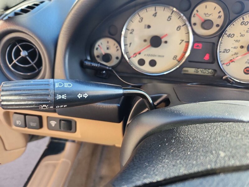 2002 Mazda MX-5 Miata LS 2dr Roadster - Photo 30 - Garden City, ID 83714