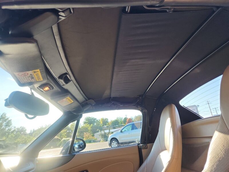 2002 Mazda MX-5 Miata LS 2dr Roadster - Photo 11 - Garden City, ID 83714