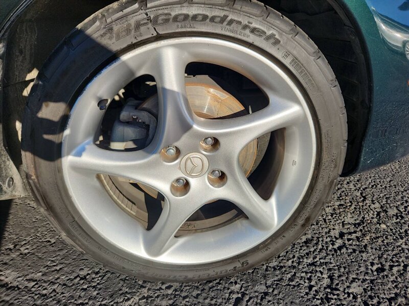 2002 Mazda MX-5 Miata LS 2dr Roadster - Photo 19 - Garden City, ID 83714