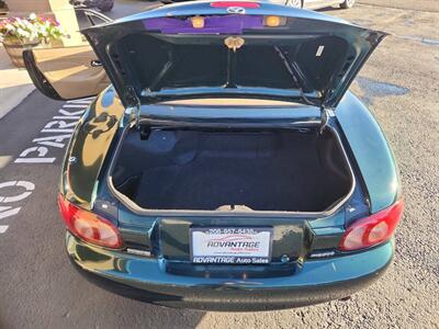 2002 Mazda MX-5 Miata LS 2dr Roadster - Photo 12 - Garden City, ID 83714