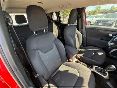 2016 Jeep Renegade Latitude   - Photo 19 - Garden City, ID 83714