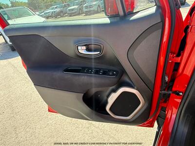 2016 Jeep Renegade Latitude   - Photo 23 - Garden City, ID 83714