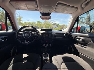 2016 Jeep Renegade Latitude   - Photo 9 - Garden City, ID 83714