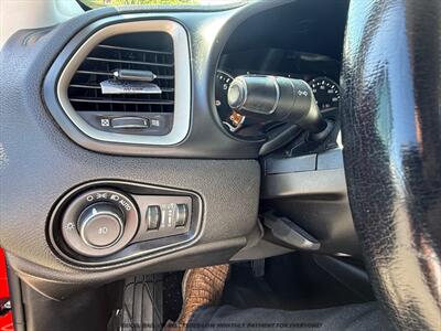 2016 Jeep Renegade Latitude   - Photo 24 - Garden City, ID 83714