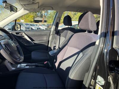2016 Subaru Forester 2.5i - Photo 11 - Garden City, ID 83714