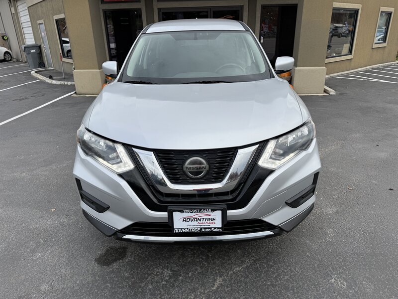 2018 Nissan Rogue S - Photo 2 - Garden City, ID 83714
