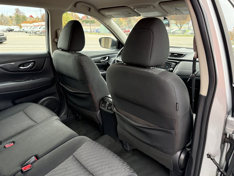 2018 Nissan Rogue S - Photo 19 - Garden City, ID 83714