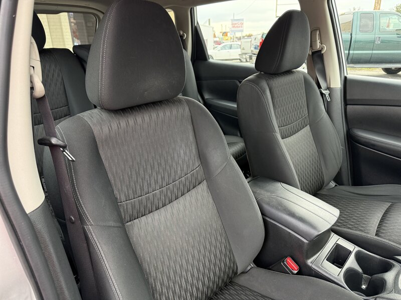 2018 Nissan Rogue S - Photo 20 - Garden City, ID 83714