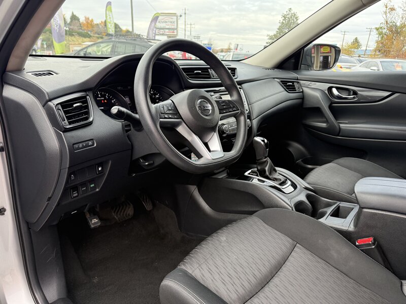 2018 Nissan Rogue S - Photo 11 - Garden City, ID 83714