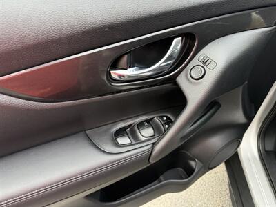 2018 Nissan Rogue S - Photo 10 - Garden City, ID 83714