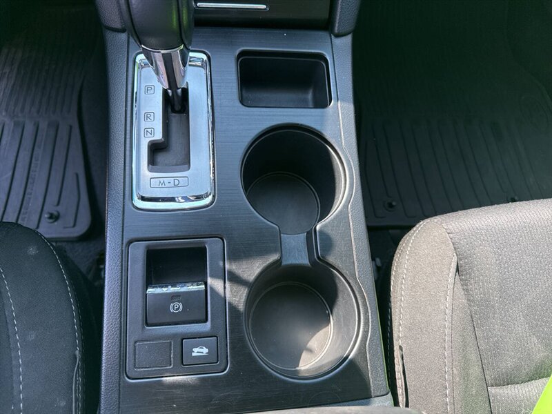 2017 Subaru Legacy 2.5i Premium AWD 4dr Sedan - Photo 25 - Garden City, ID 83714