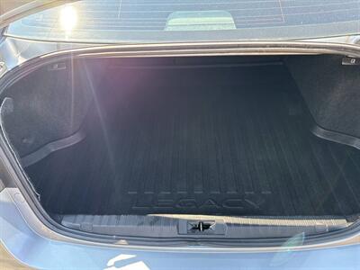 2017 Subaru Legacy 2.5i Premium AWD 4dr Sedan - Photo 14 - Garden City, ID 83714